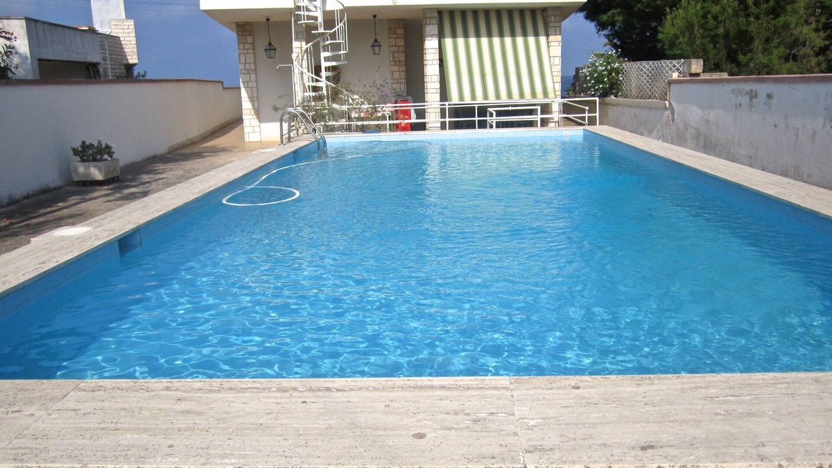 Torre Suda Villa | Splendid villa on the sea with a large comfortable and quiet pool suitable for groups