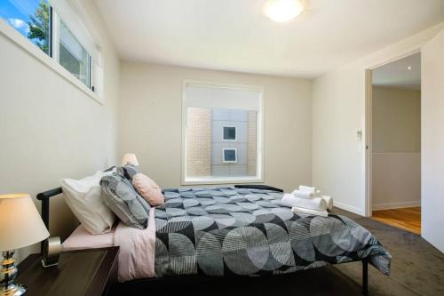 Albury House | Splendour on Sackville
