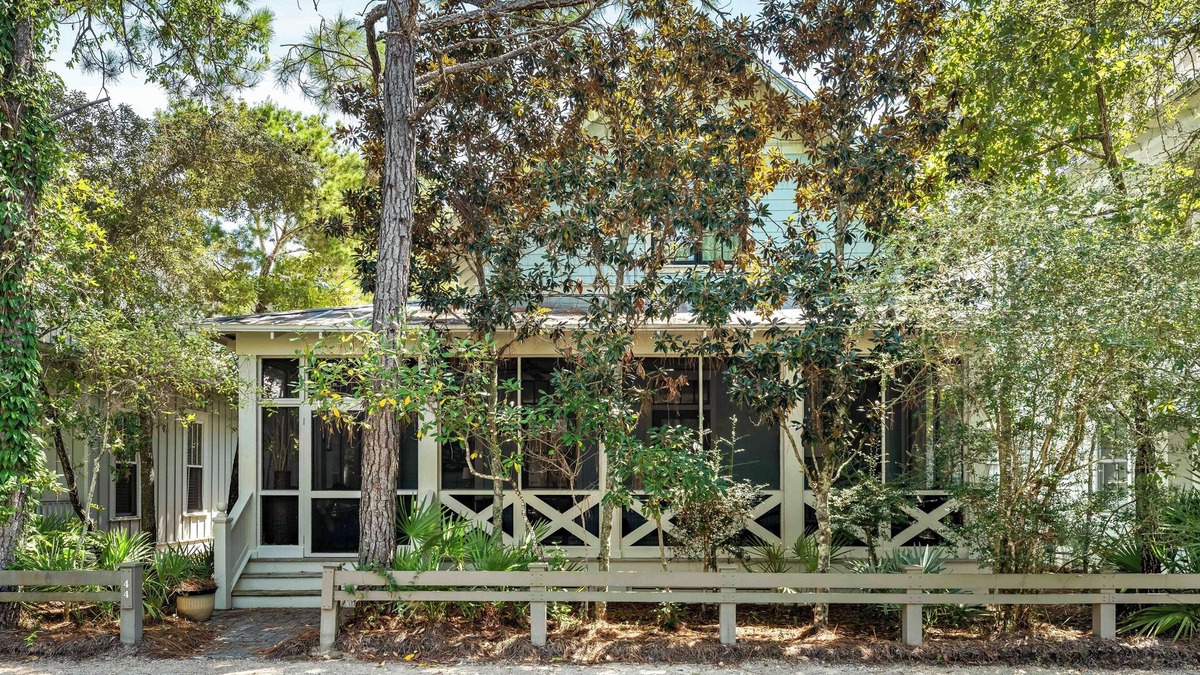 Watercolor Cottage | Split Life Crisis Where the Beach Solves Everything | Steps to Camp WaterColor + Free Tram Service