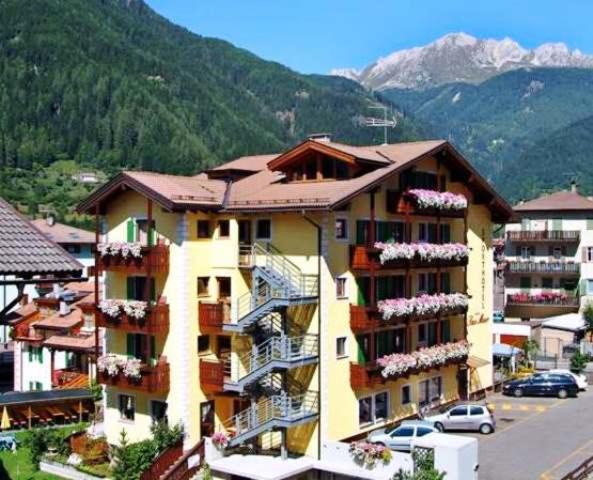 Predazzo Hotel | Sport Hotel Sass Maor