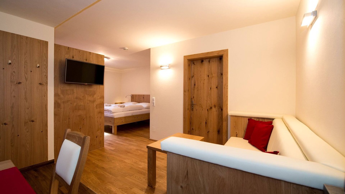 Tropolach Apartment | Sports and active vacation in Burgl's apartment house Nassfeld in Carinthia