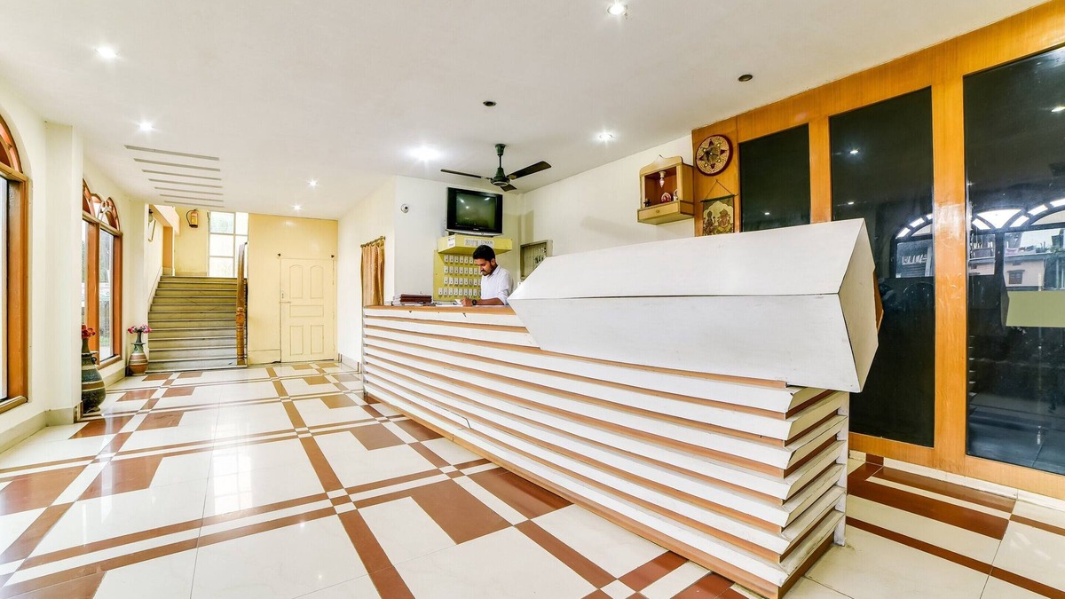 Bongaigaon Hotel | SPOT ON 62000 Hotel The Raj Palace