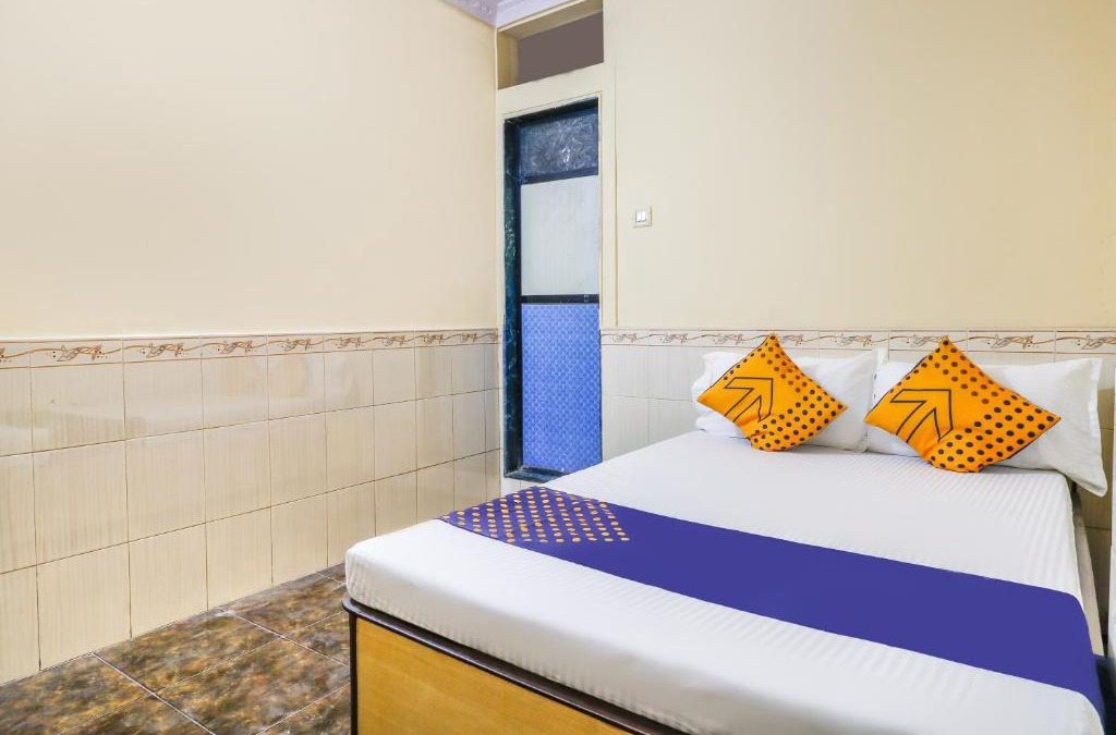 Dombivli East Hotel | SPOT ON 66527 Pallavi Lodge