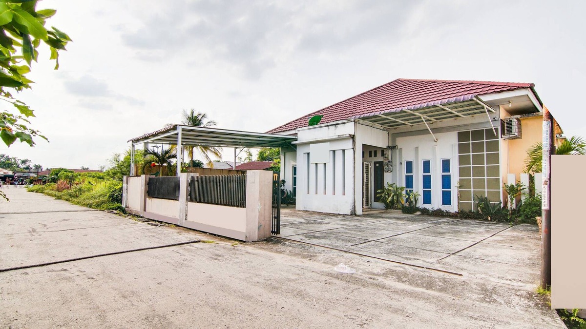 Pekanbaru Hotel | SPOT ON 91772 Nisrina Homestay Syariah