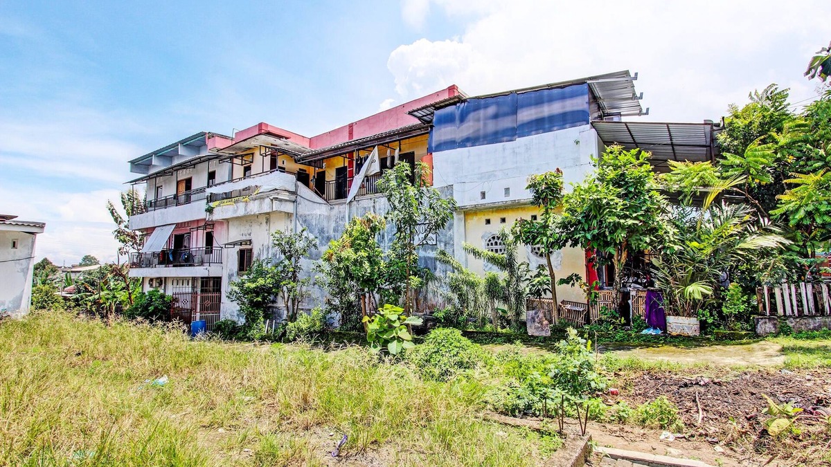 Pemalang Hotel | SPOT ON 92156 Adinda Kost