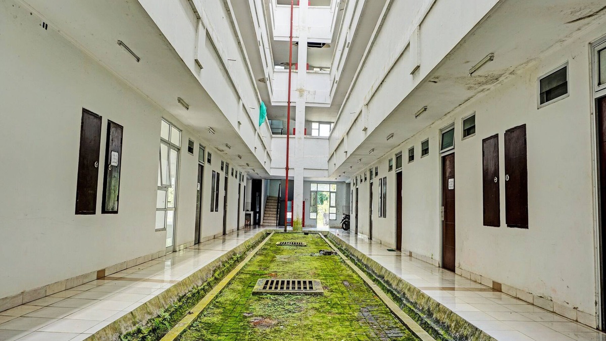 Malang Hotel | SPOT ON 92374 Penginapan Rusunawa