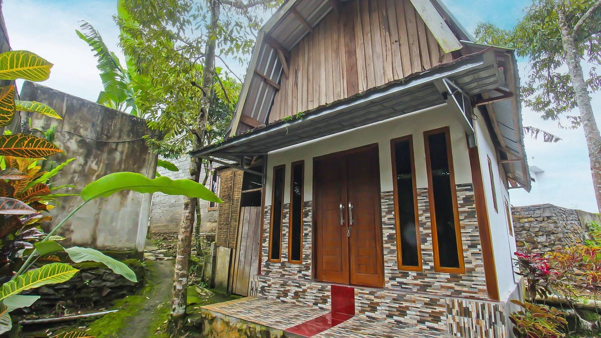 Kecamatan Janapria Hotel | SPOT ON 92462 Awenk Homestay Near SD Gunung Wakul