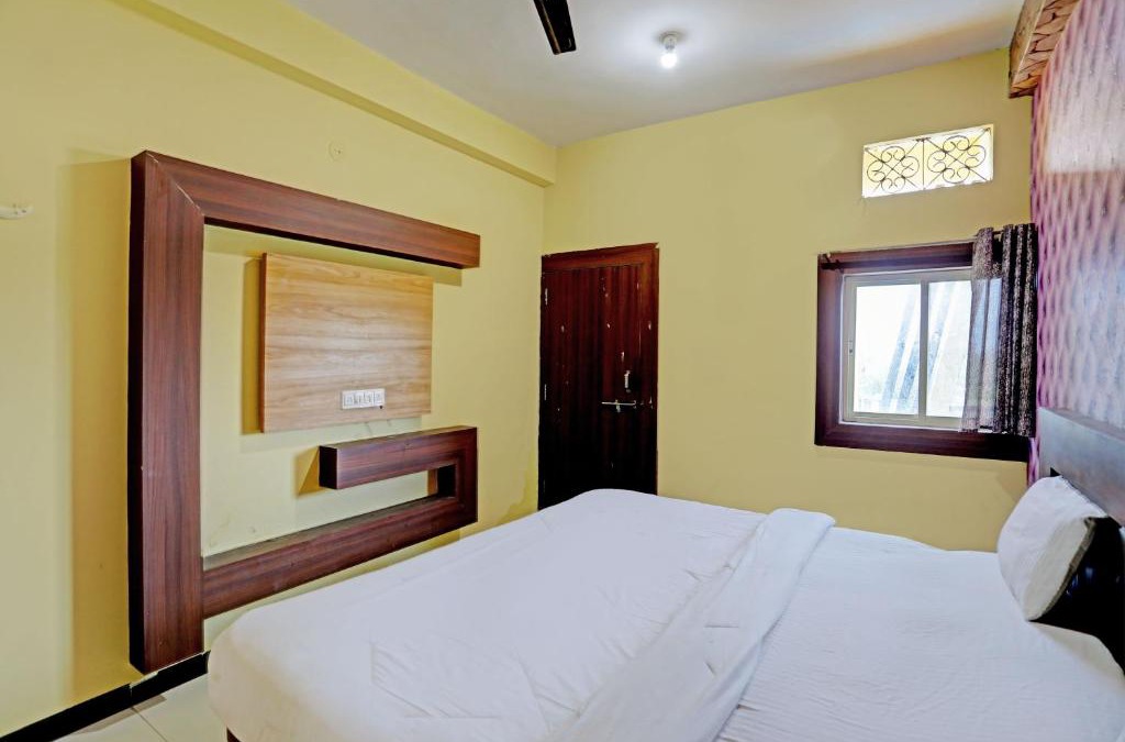 Sehore Hotel | SPOT ON Skydew Oyo Hotel
