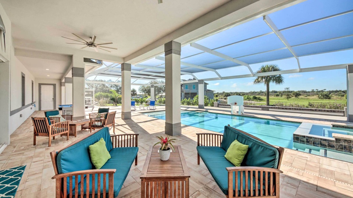 LaBelle House | Sprawling Fort Denaud Paradise: Pool, Hot Tub