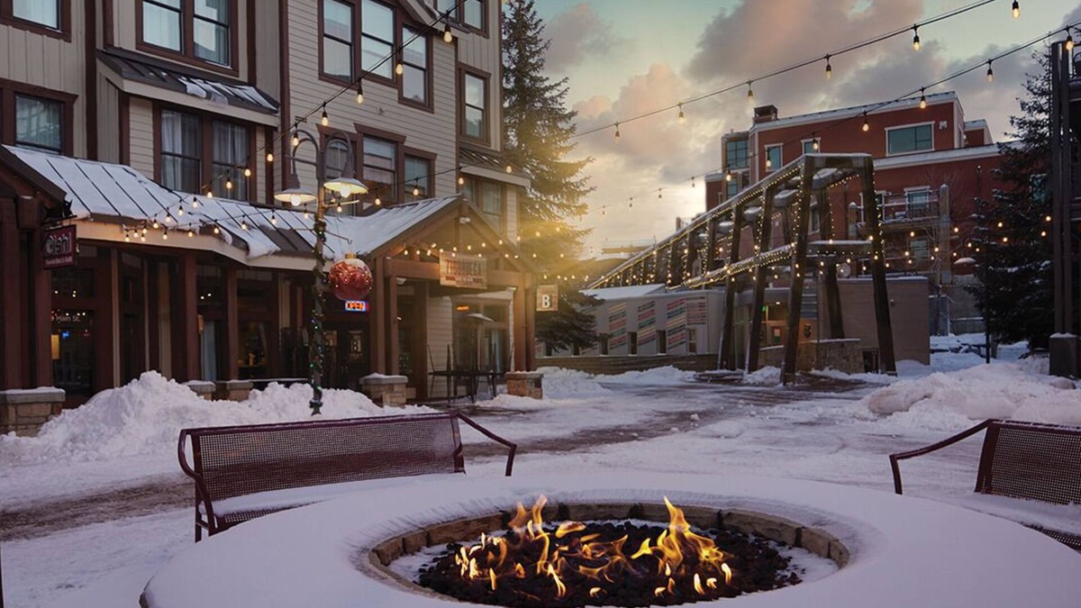 Deer Valley Resort | SPRING BREAK 2026; 3 day 3/10-3/13. 2BR .nMarriott Summit Watch. SKI IN-SKI OUT