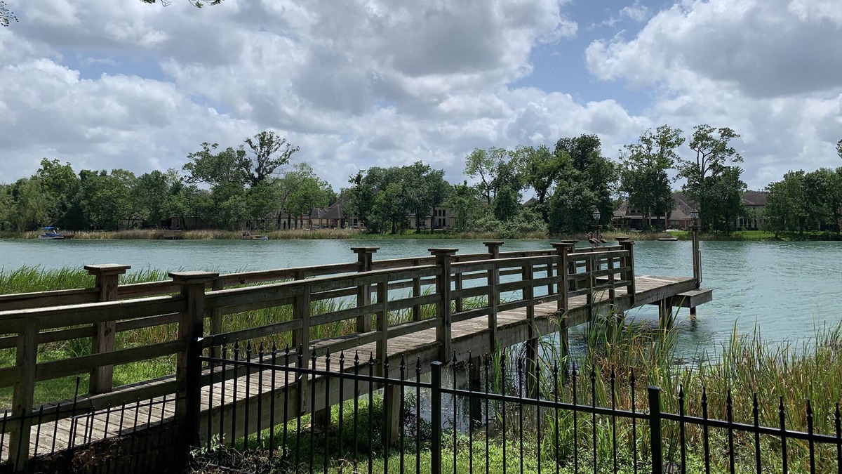 Missouri City House | Spring break in Houston - Lakefront house with own dock