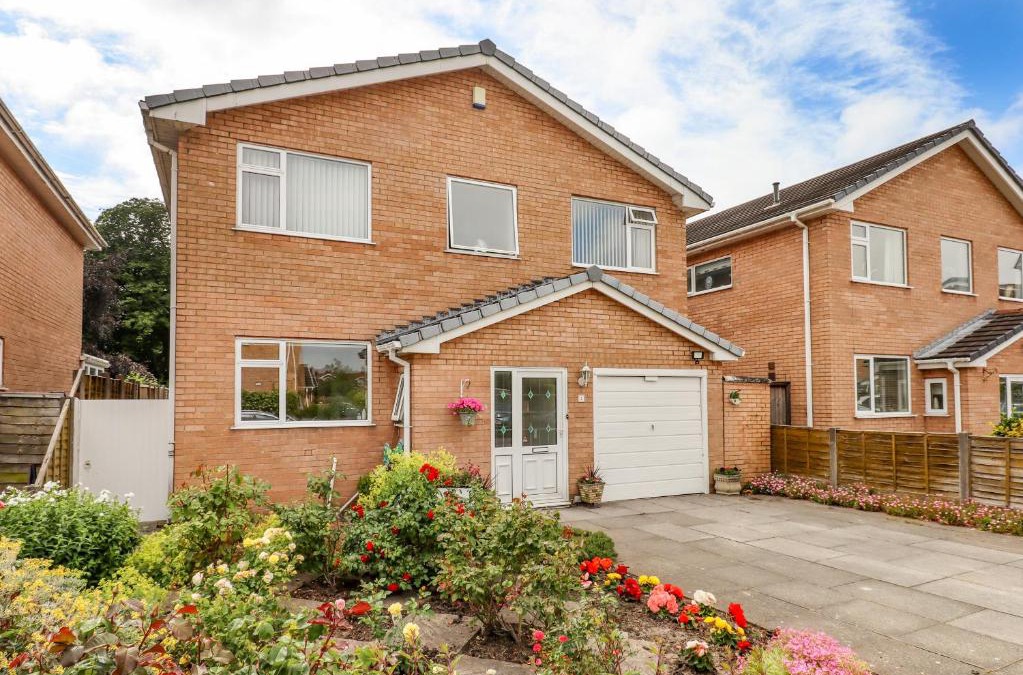 Birkdale House | Spring Close