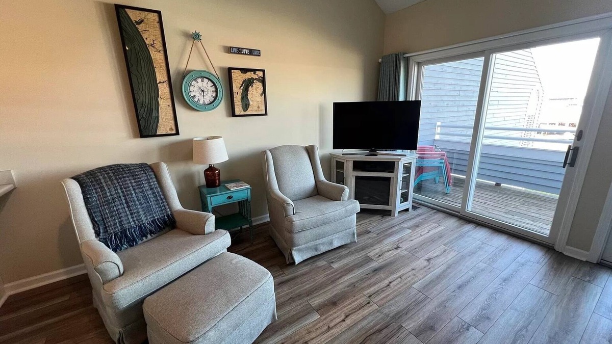 Spring Lake Condo | Spring Lake Waterfront Condo with nearby Marinas