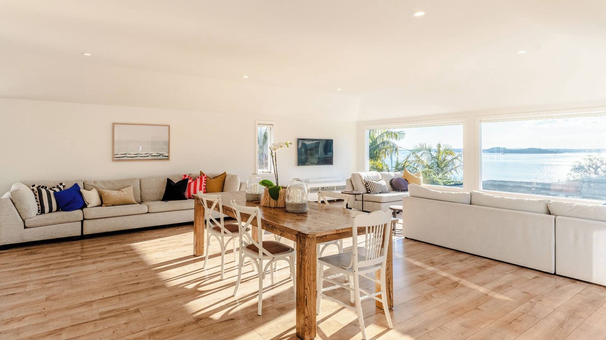 St. Heliers House | Springcombe Sunset - St Heliers Beach House