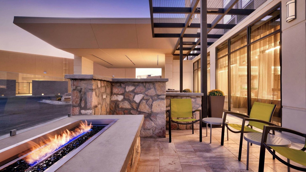 Biggs Field Hotel | SpringHill Suites by Marriott El Paso Airport