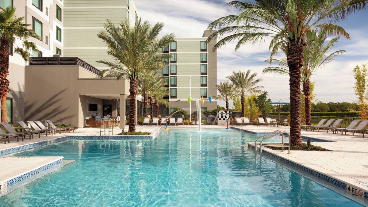 Millenia Hotel | SpringHill Suites by Marriott Orlando at Millenia