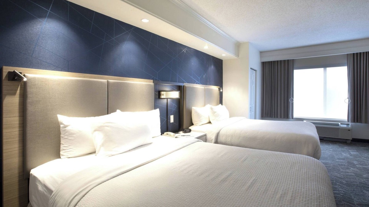 Savannah Hotel | SpringHill Suites by Marriott Savannah I-95