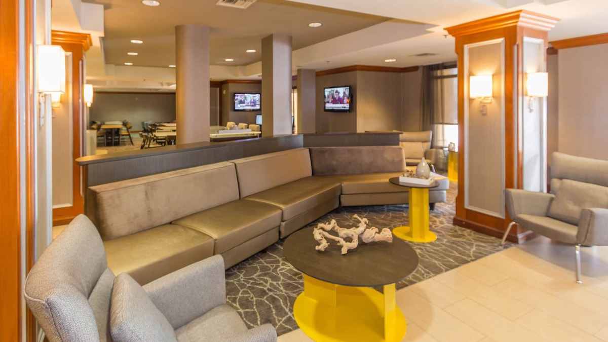 Westshore Hotel | SpringHill Suites by Marriott Tampa Westshore Airport