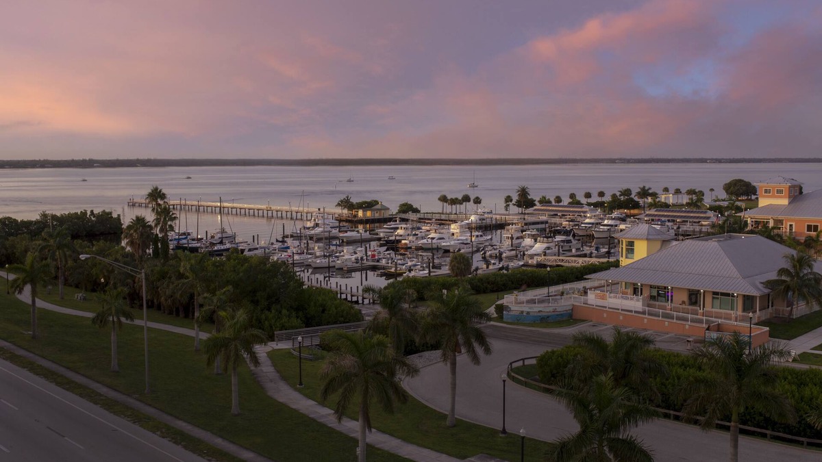 Punta Gorda Hotel | SpringHill Suites by Marriott Punta Gorda Harborside
