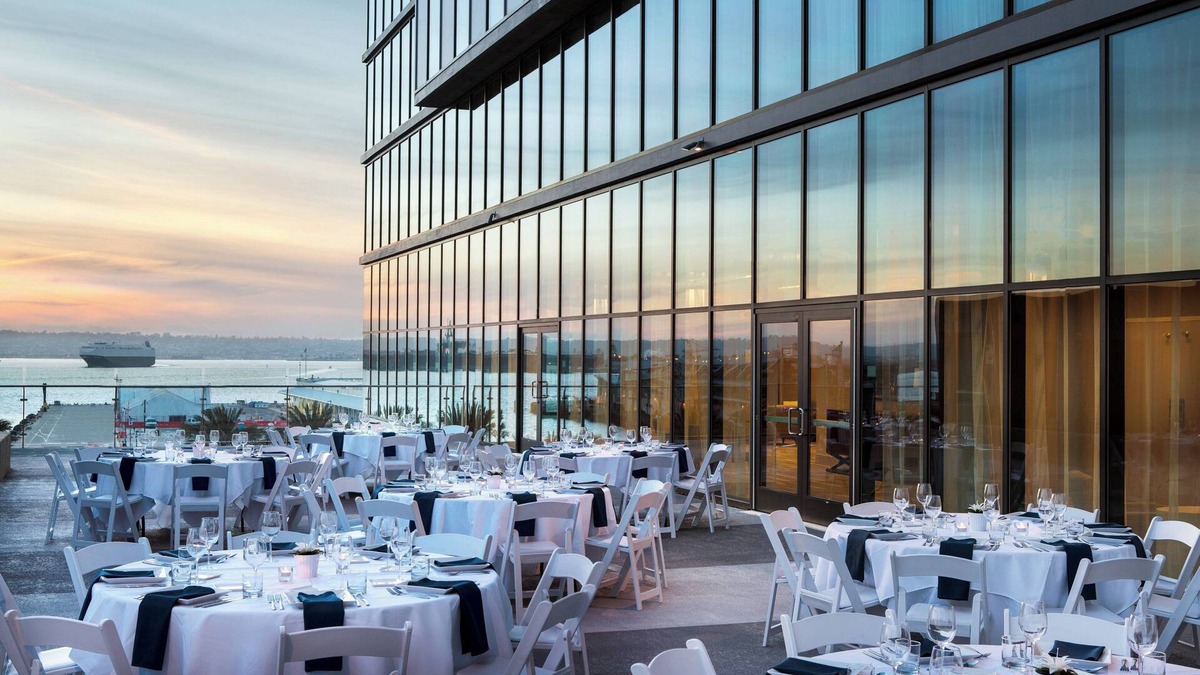 Columbia Hotel | Springhill Suites San Diego Downtown/Bayfront