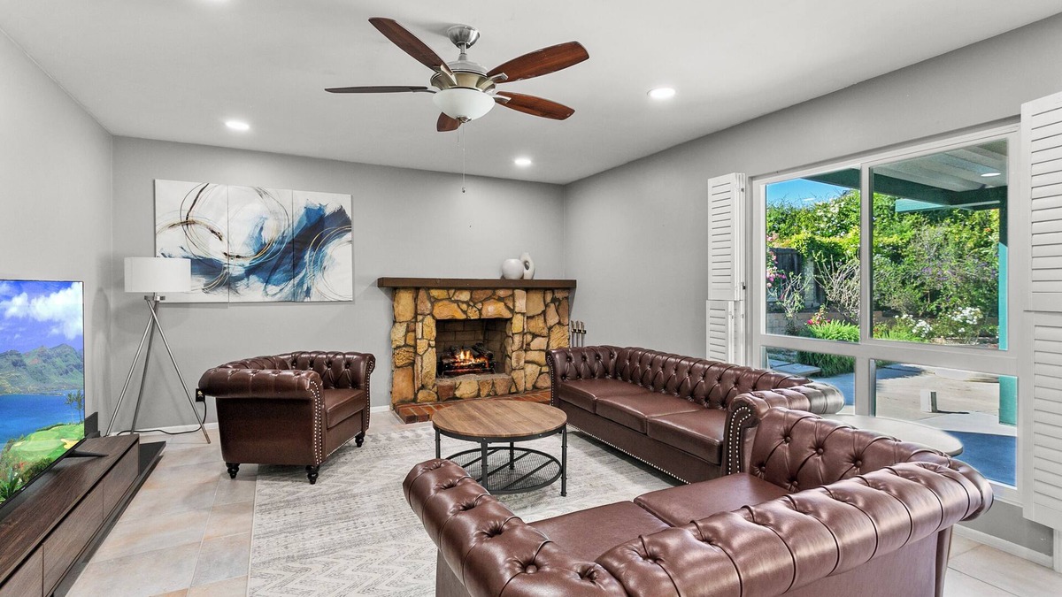 Valle Lindo House | Spruce Tree Oasis - Luxurious 4BR Home with Private Pool in Diamond Bar#42117