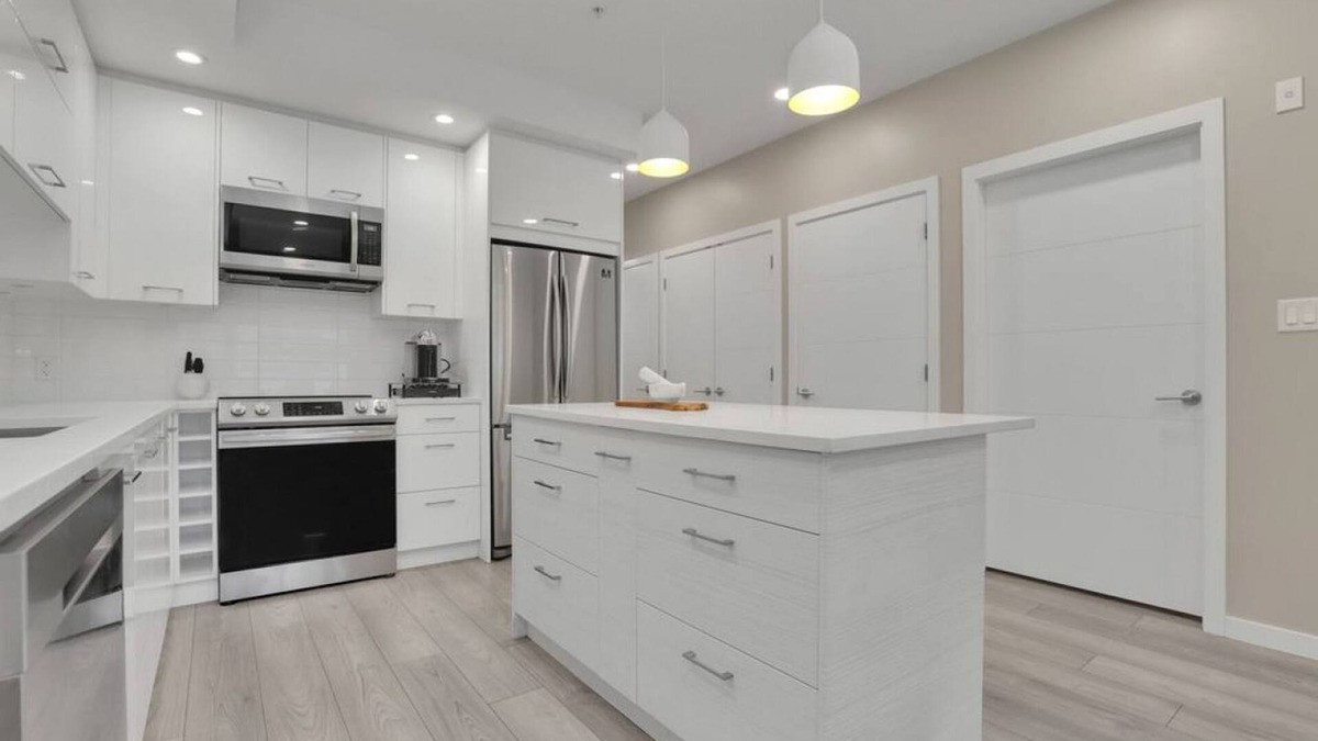 Downtown Squamish Apartment | Squamish Vista Haven
