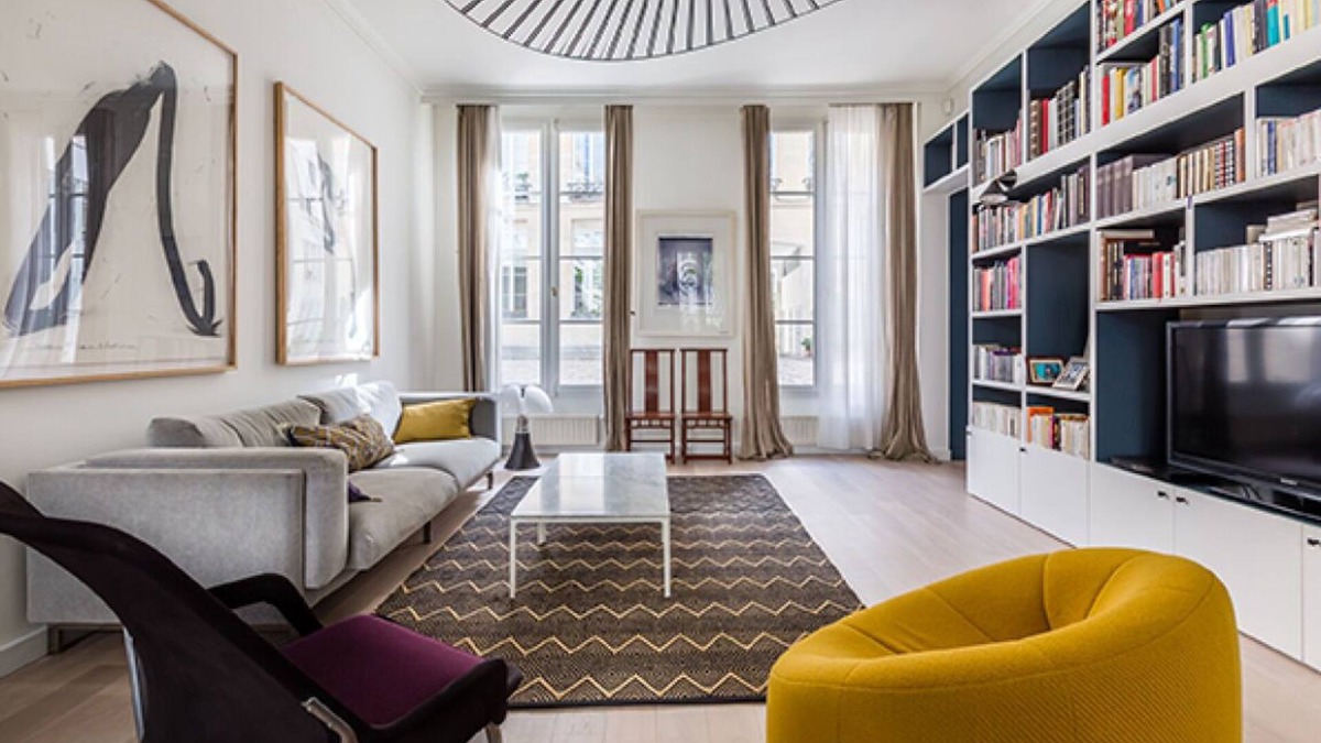 3rd Arrondissement Apartment | Square du Temple Comfort, by Veeve