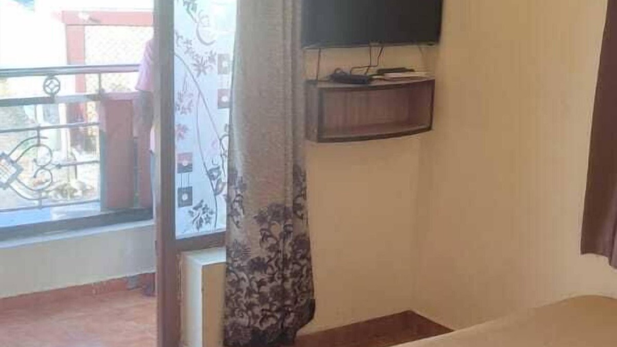 Rameshwaram Hotel | Sree Kumaran Residence by Royal stay