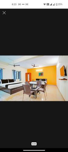 Krishnarajapura Hotel | Srinath stays