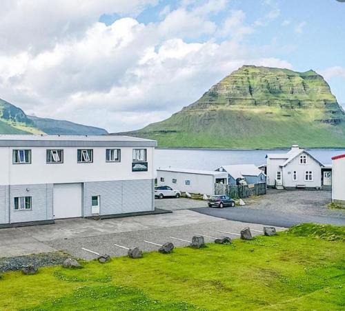 Grundarfjordur Bed & Breakfast | Stöð Guesthouse and apartments