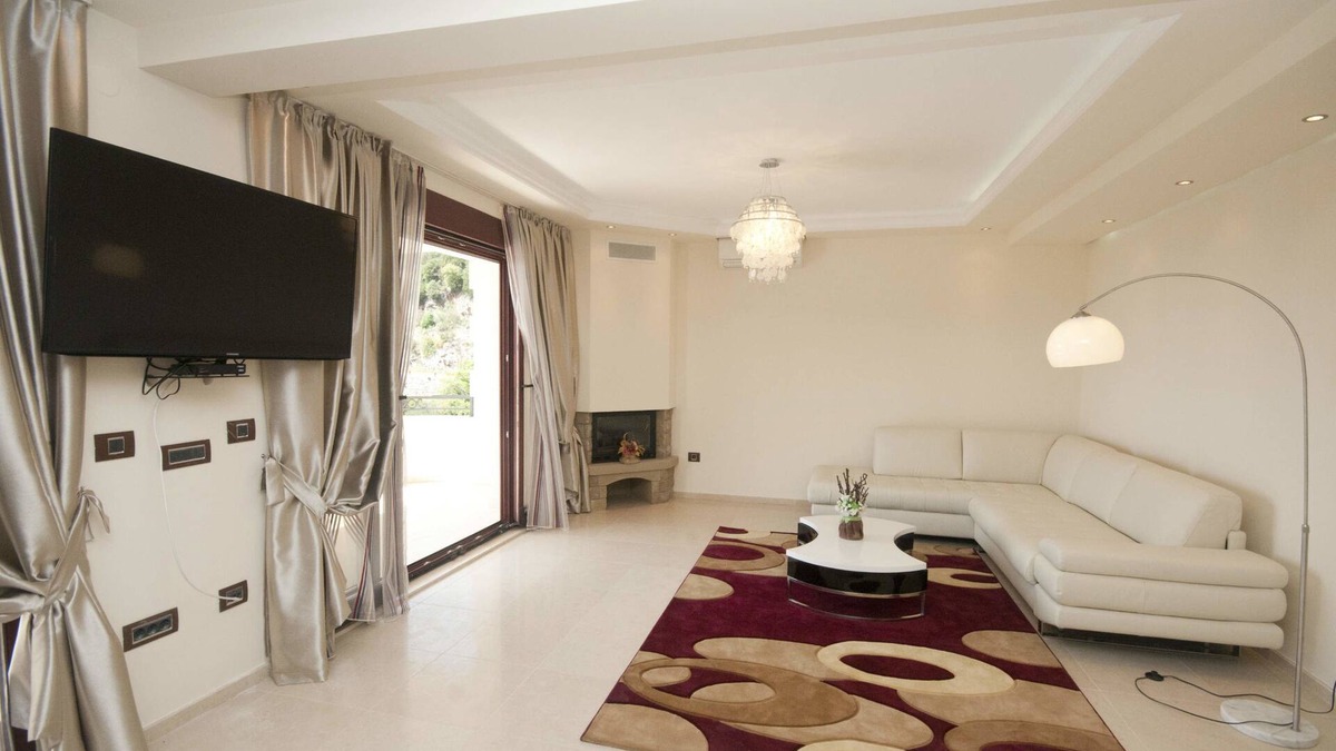Lucice Apartment | St. George Apartments and Villa with pool