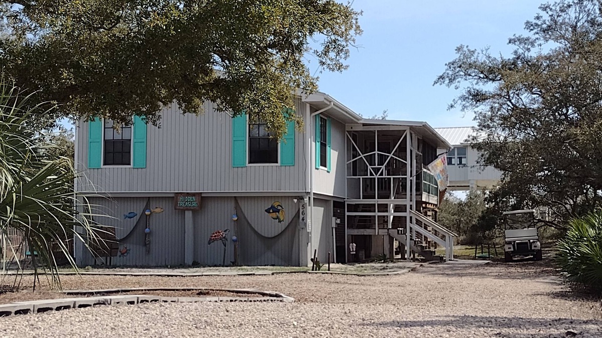 St. George Island House | St. George Island "Hidden Treasure"