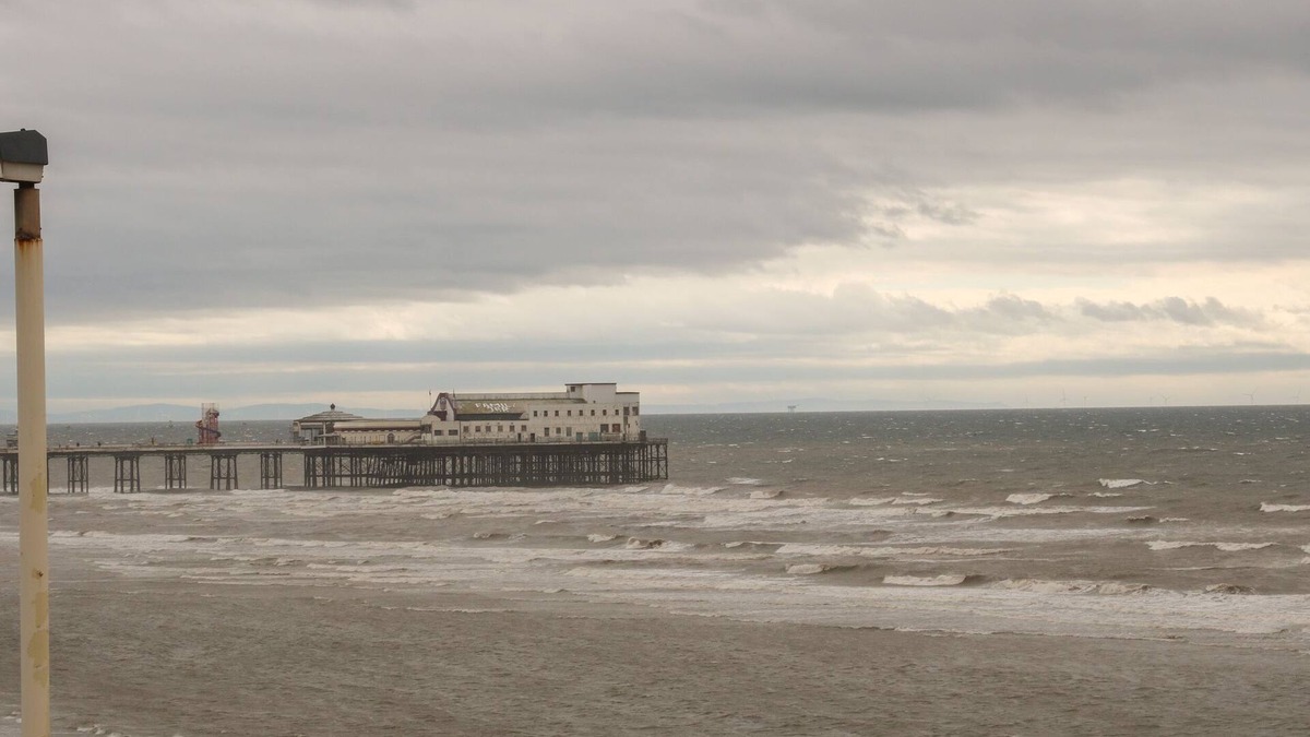 South Shore Cottage | ST. HELIERS, family friendly, with a garden in Blackpool