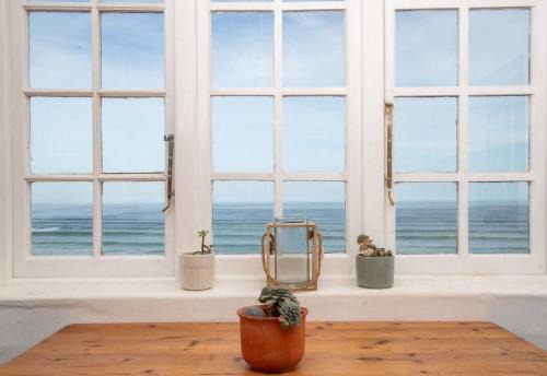 Kalk Bay Apartment | St James Mansions Apartment