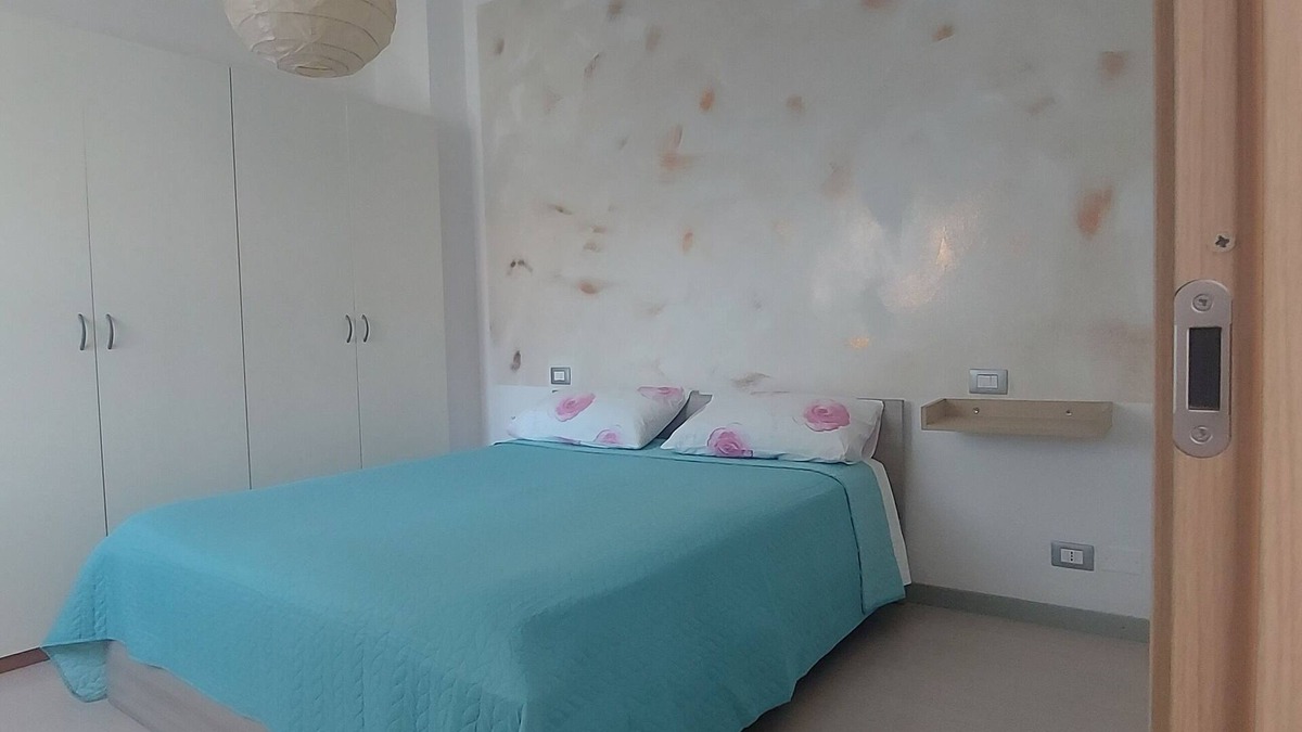 Borgomanero Apartment | St. John House. Downtown apartment, pets allowed