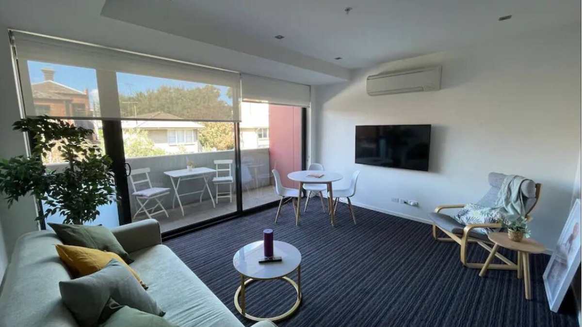 St Kilda Apartment | St. Kilda Beach Apartment