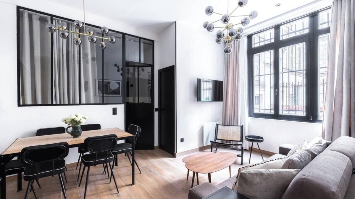 L'Europe Apartment | St-Lazare/Pigalle Luxury & Design Apartment 2BR