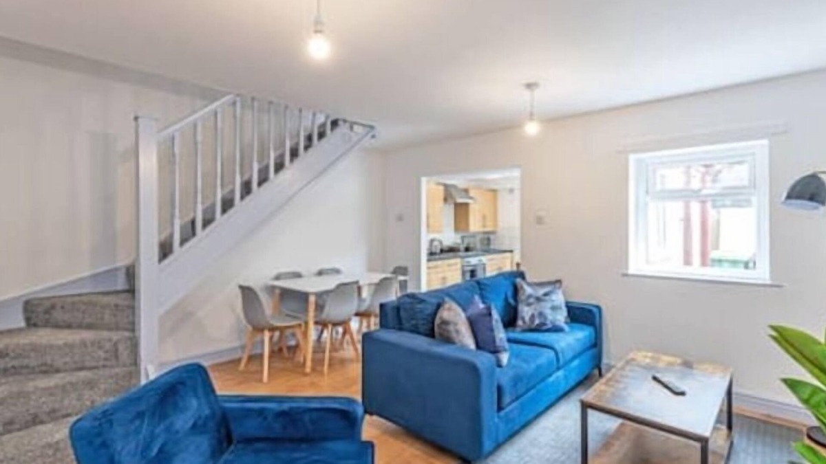 Preston House | St Pauls Square - 4 Bed- Preston