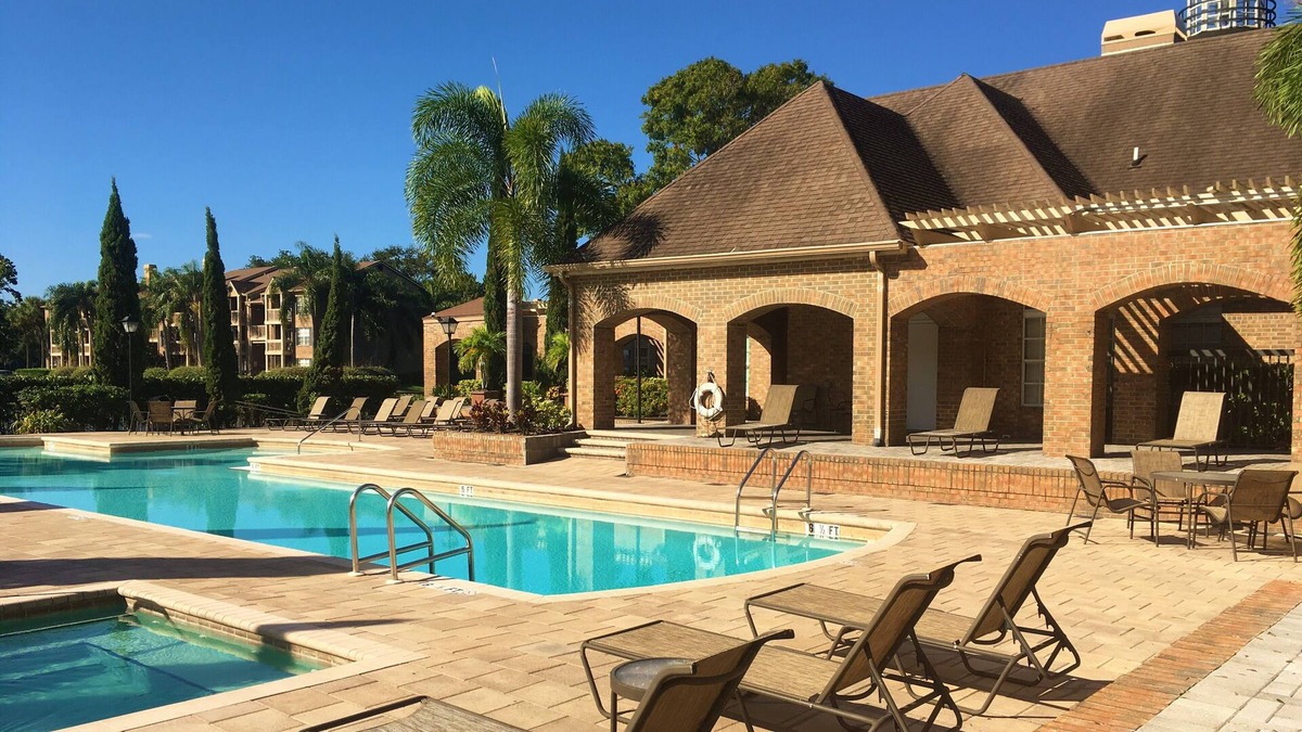 St. Petersburg - Clearwater Condo | St. Pete/Tampa 1 Bed/1Bath Condo/suite