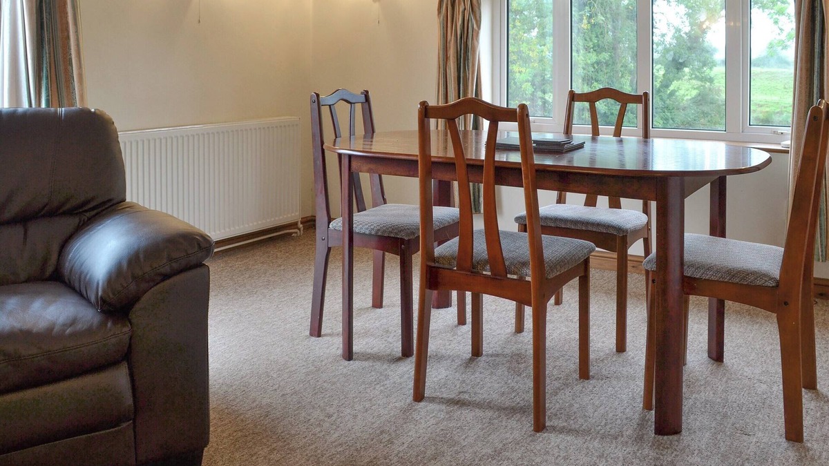 Foxley Cottage | Stable Cottage 8 - UKC3747