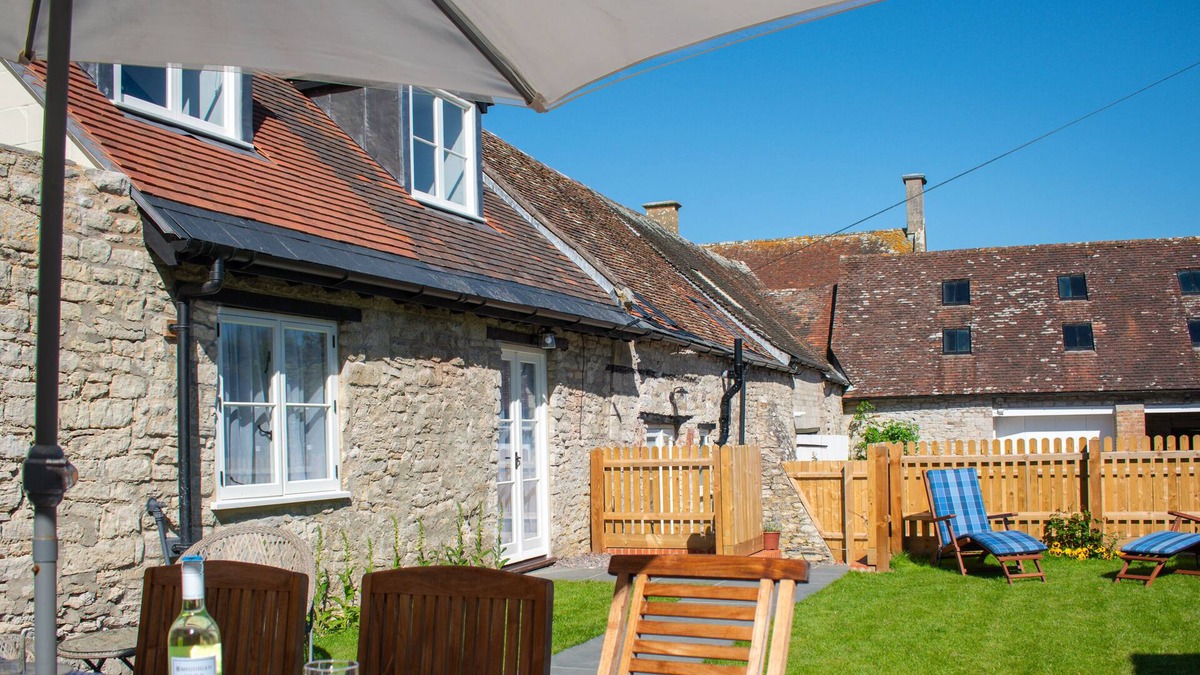 Holworth Cottage | Stable Cottage at Poxwell Manor