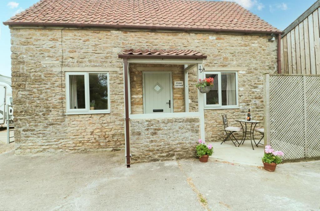 Frome House | Stable Cottage, Rode Farm