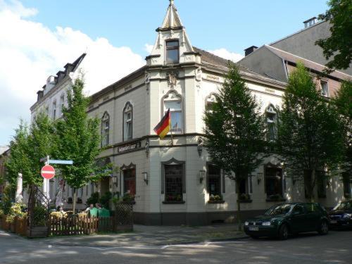 Oberhausen Hotel | Stadt-Gut-Hotel Zum Rathaus