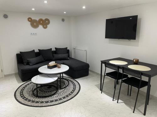 Ruesselsheim Apartment | Stadtnah & und familienfreundlich