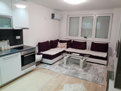 Tuzla Apartment | Stan blizu panonskih jezeraa