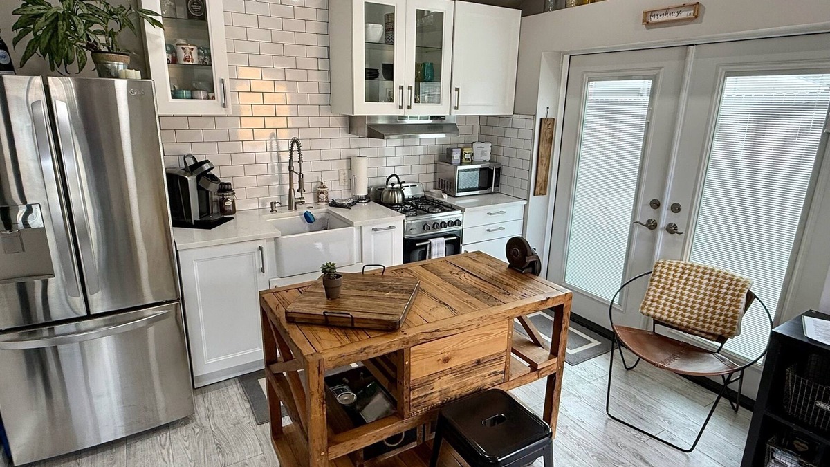 Berkeley Apartment | Stand-Alone Cottage w fenced Patio & Yard Oasis in the Vibrant Denver Highlands