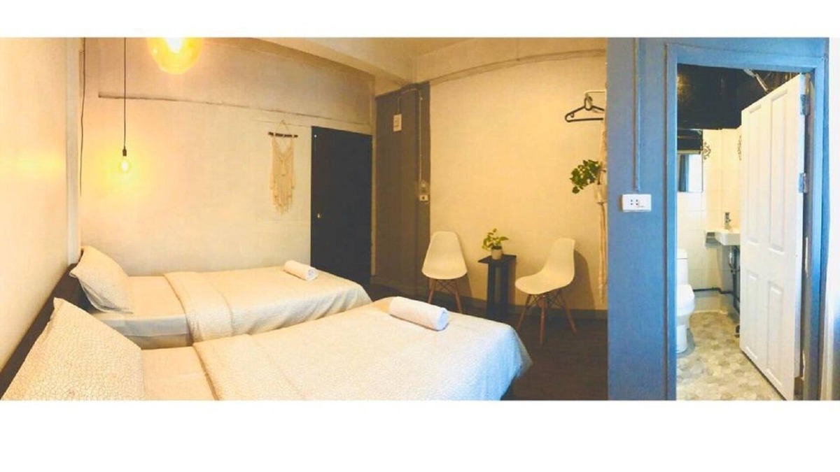 Wat Ratchabophit House | Standard Twin Room with private bathroom (T01)