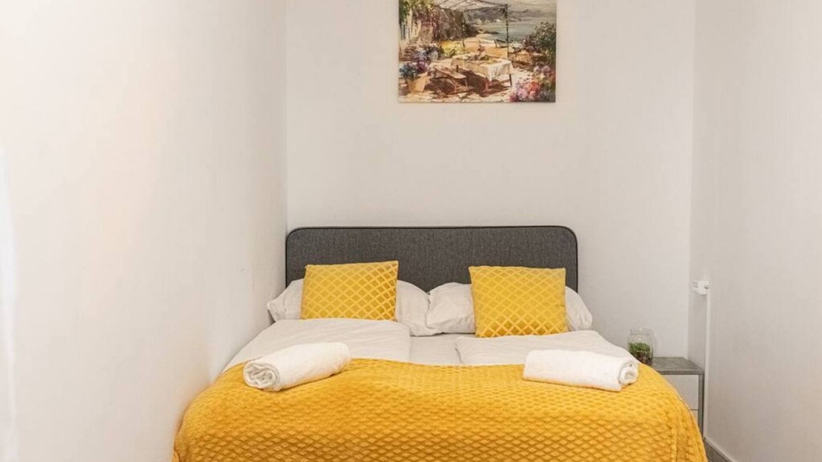 Favoriten Hotel | Standard 3BR/3BA Apt. near Hauptbahnhof