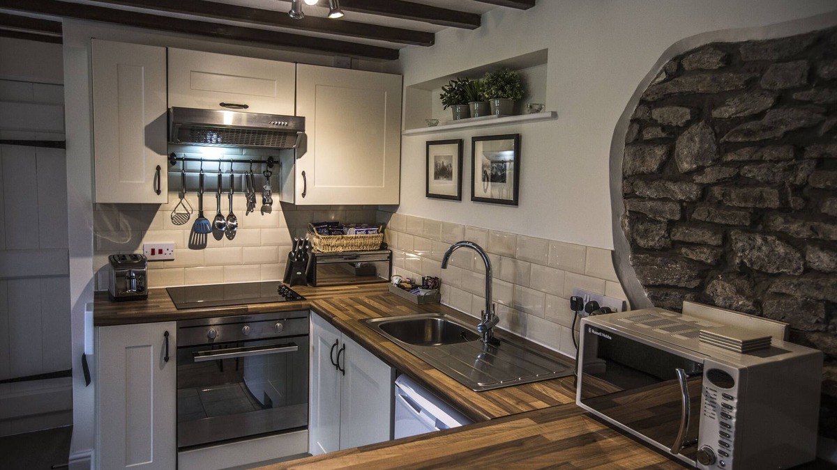 Langford Apartment | Standard Apartment Forge Room at Aldwick Estate