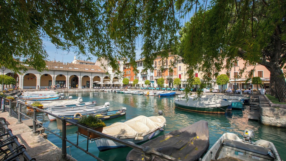 San Benedetto di Lugana Hotel | Standard Double Tulipano Piccolo - Almavi
